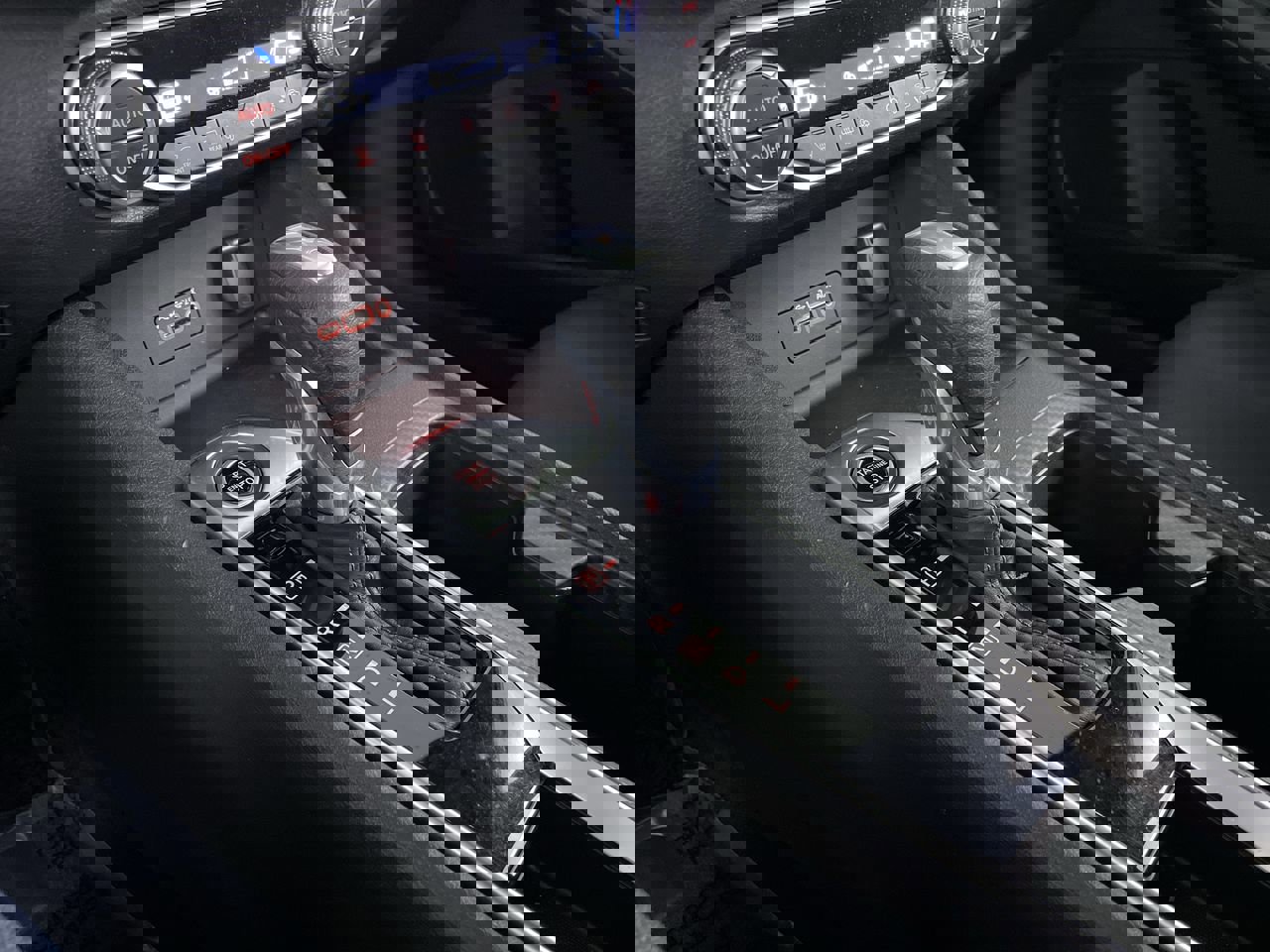 Used 2020 Nissan Sentra SV w/ Trunk Package image 17