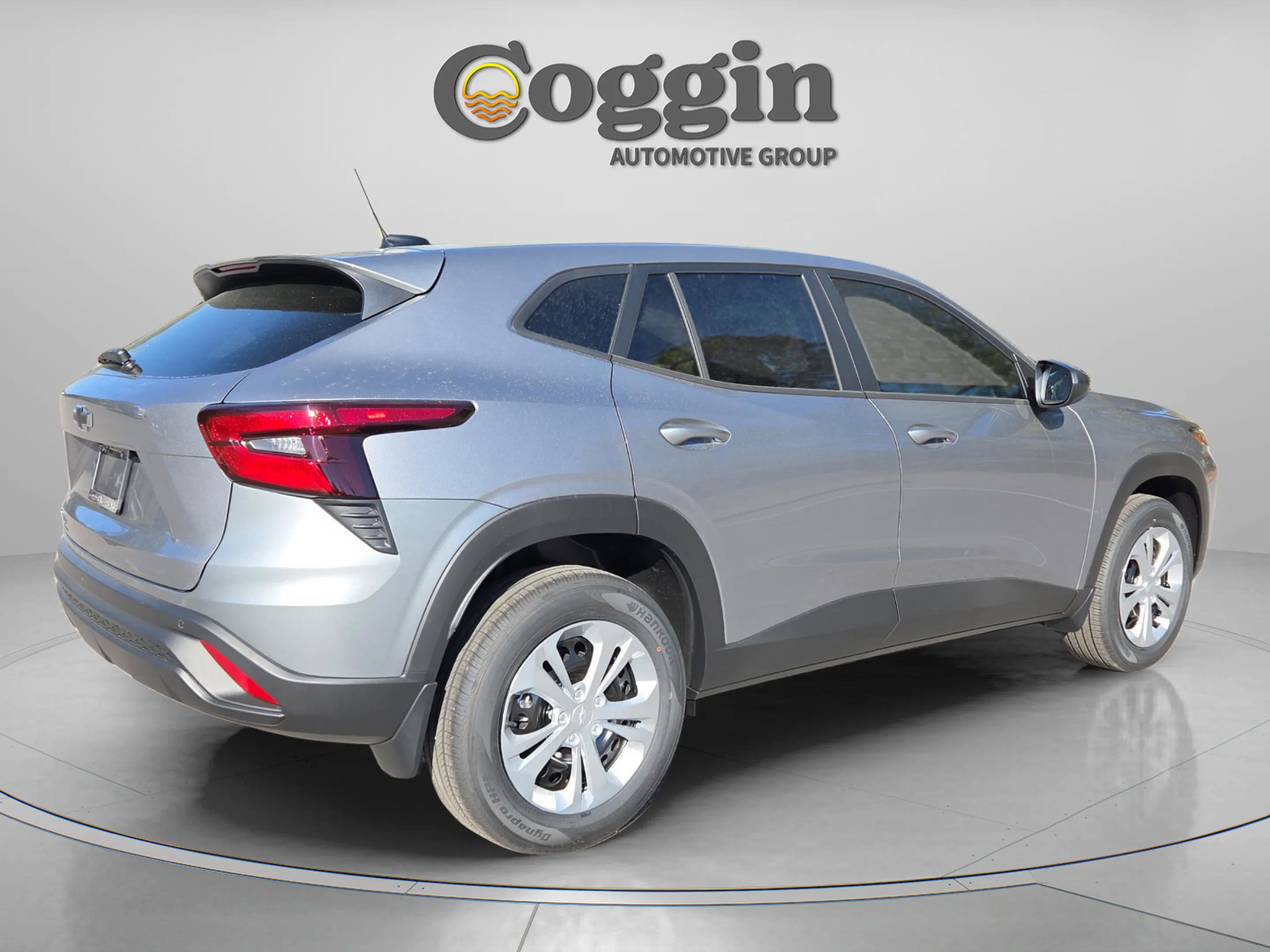 New 2026 Chevrolet Trax LS image 7