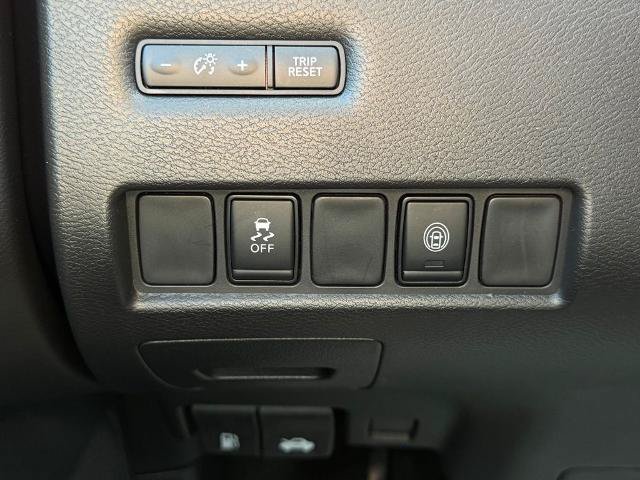 Certified 2024 Nissan Murano SV w/ SV Midnight Edition Package FWD image 26