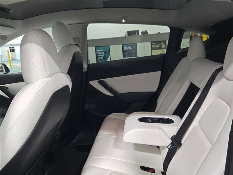 Used 2021 Tesla Model Y Performance image 7