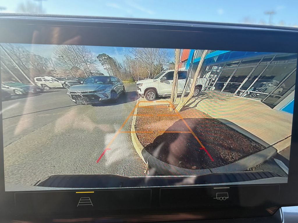 Used 2025 Chevrolet Silverado 2500 LT image 7