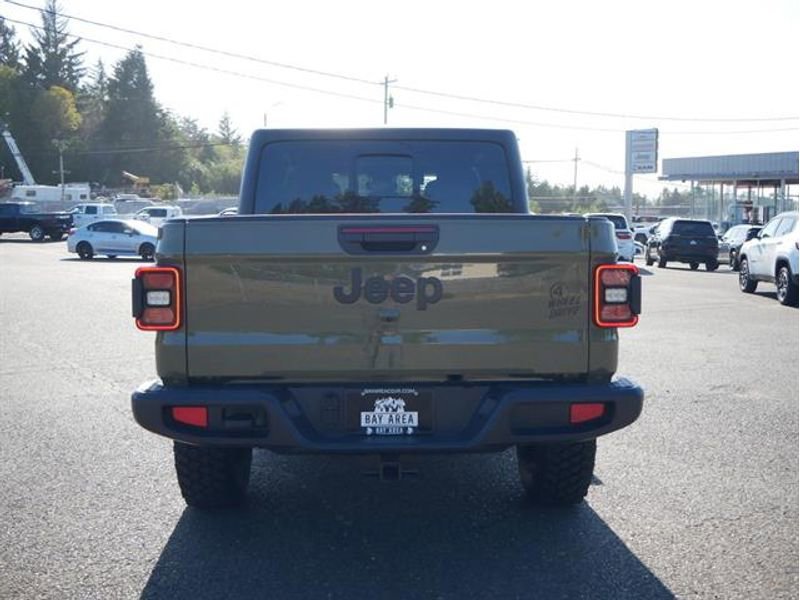 New 2025 Jeep Gladiator Willys image 4