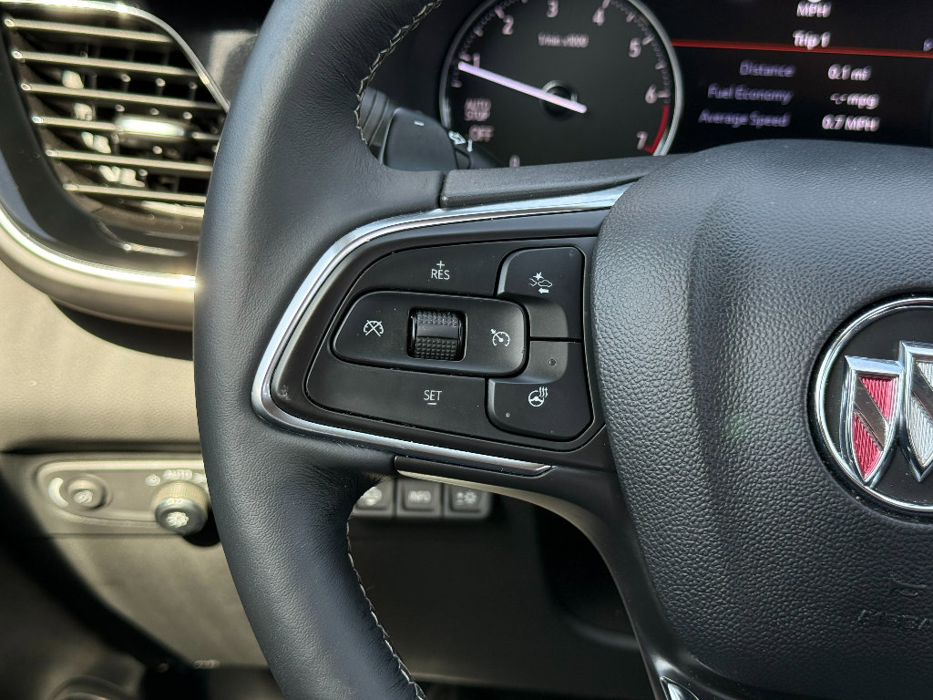 Used 2023 Buick Envision Avenir image 37