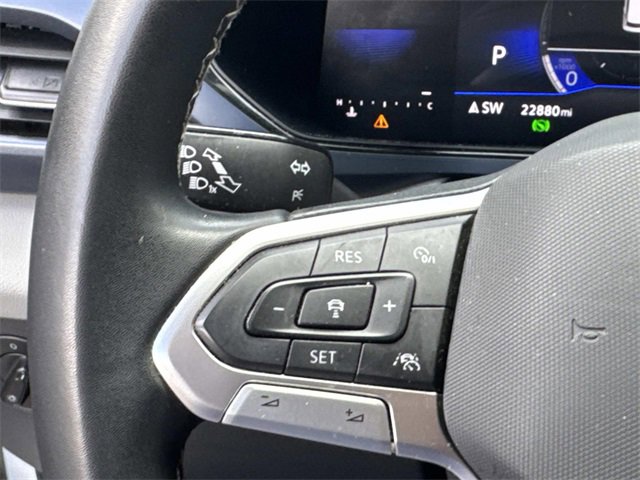 Certified 2023 Volkswagen Taos SE w/ Black Wheel Package image 18
