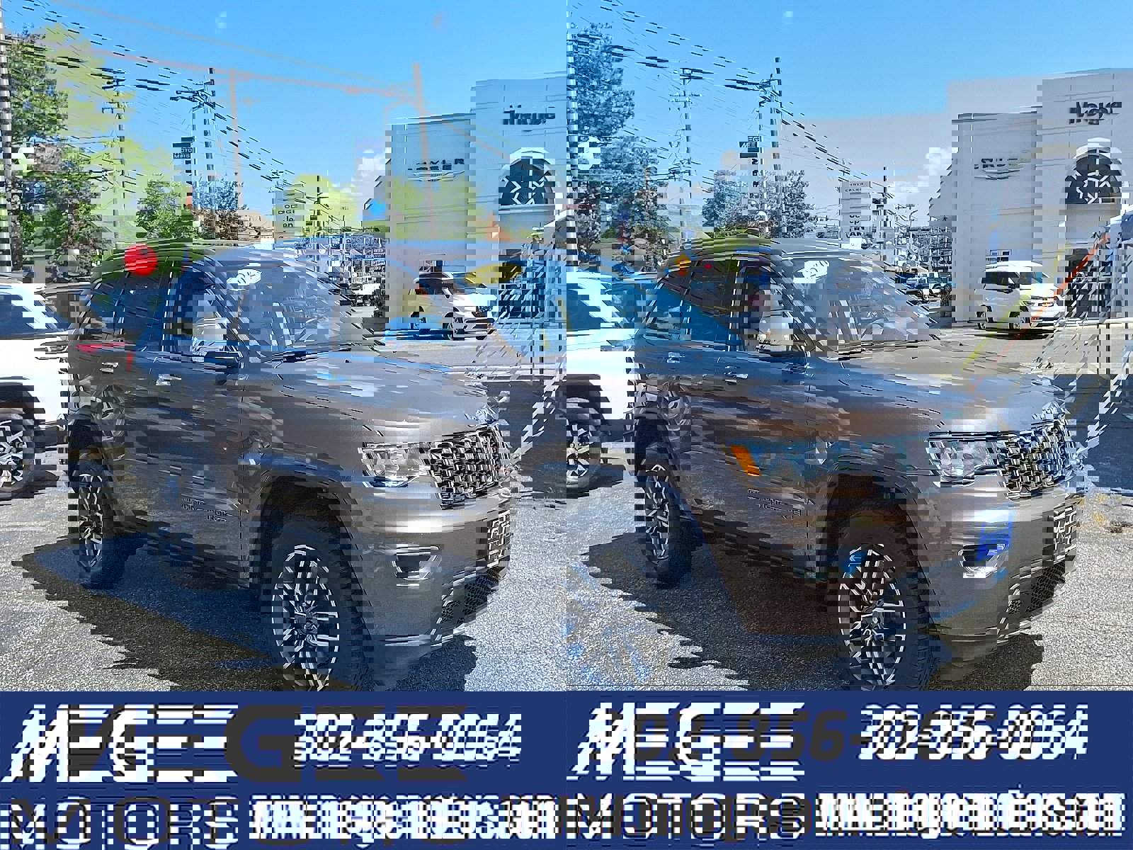 Used 2020 Jeep Grand Cherokee Limited w/ Trailer Tow Group IV image 1