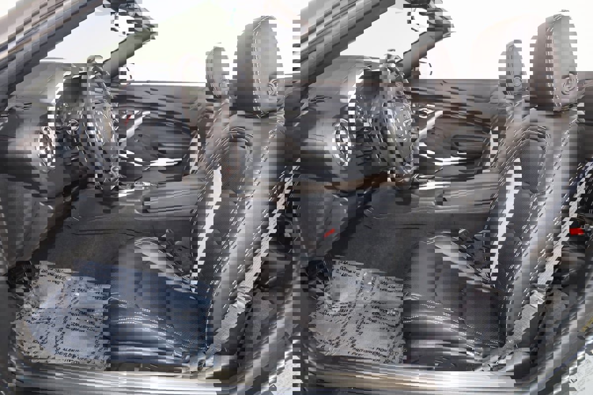 Used 2017 Chevrolet Camaro SS image 10