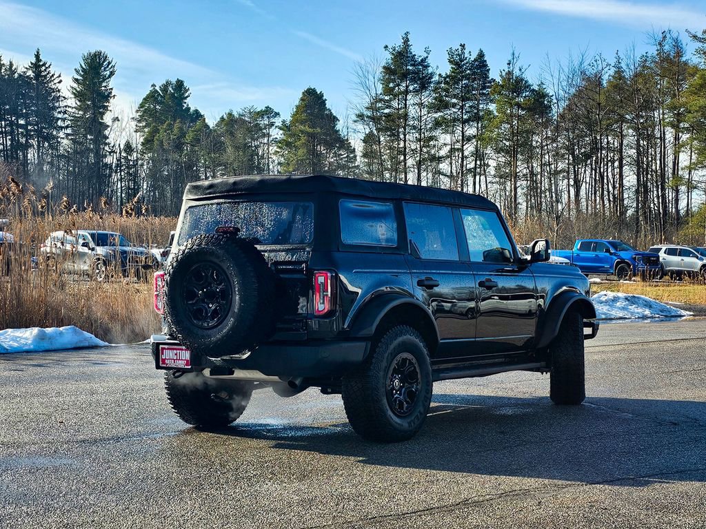Used 2024 Ford Bronco Wildtrak image 3