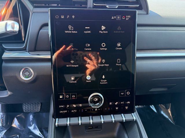 Used 2026 GMC Terrain Denali image 17