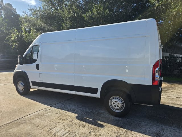 Used 2025 RAM ProMaster 2500 w/ Convenience Group FWD image 8