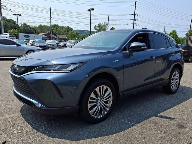 Used 2021 Toyota Venza Limited w/ Advanced Technology Package AWD/4WD image 3