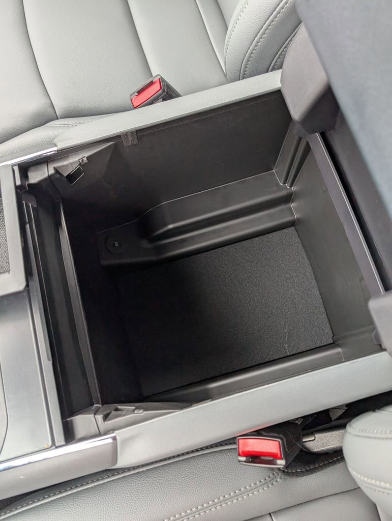 New 2025 Ford F150 Lightning Flash image 35