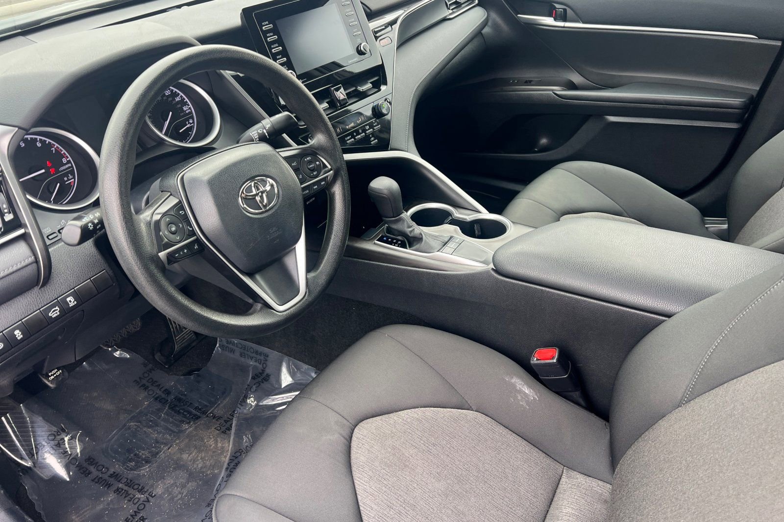Used 2023 Toyota Camry LE image 7