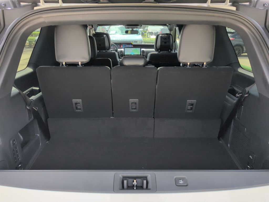 New 2026 Ford Expedition Platinum w/ Stealth Appearance Package image 29