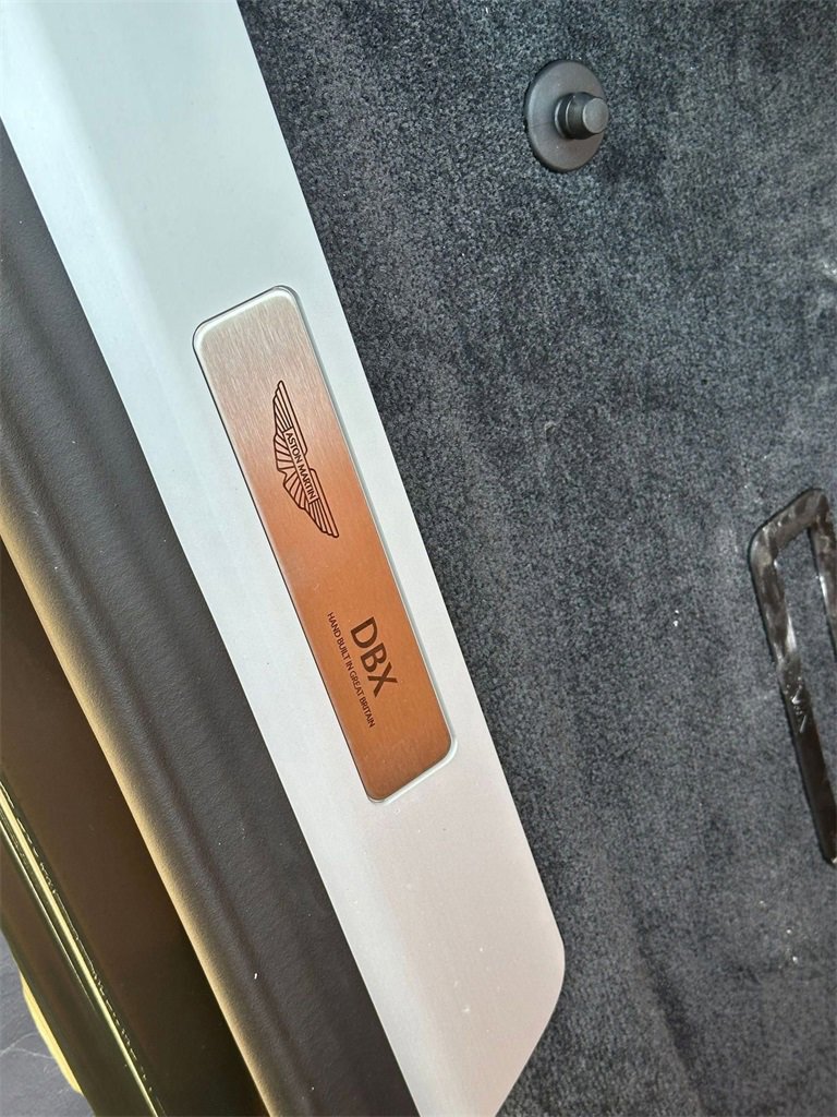 New 2026 Aston Martin DBX 707 image 31