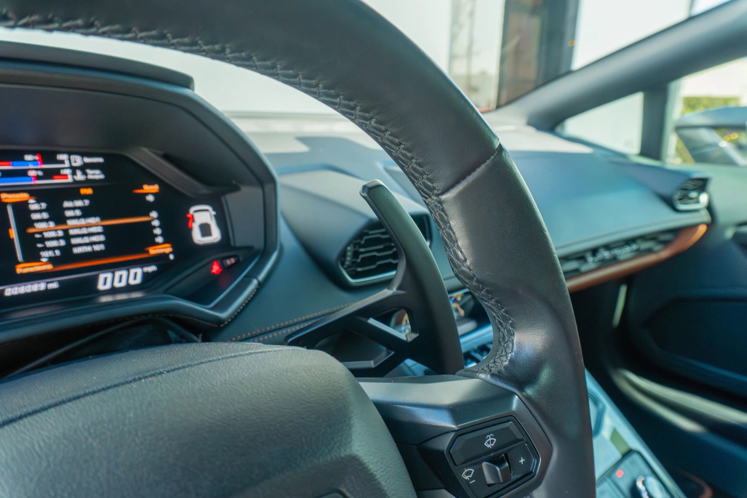 Used 2016 Lamborghini Huracan LP 610-4 image 55