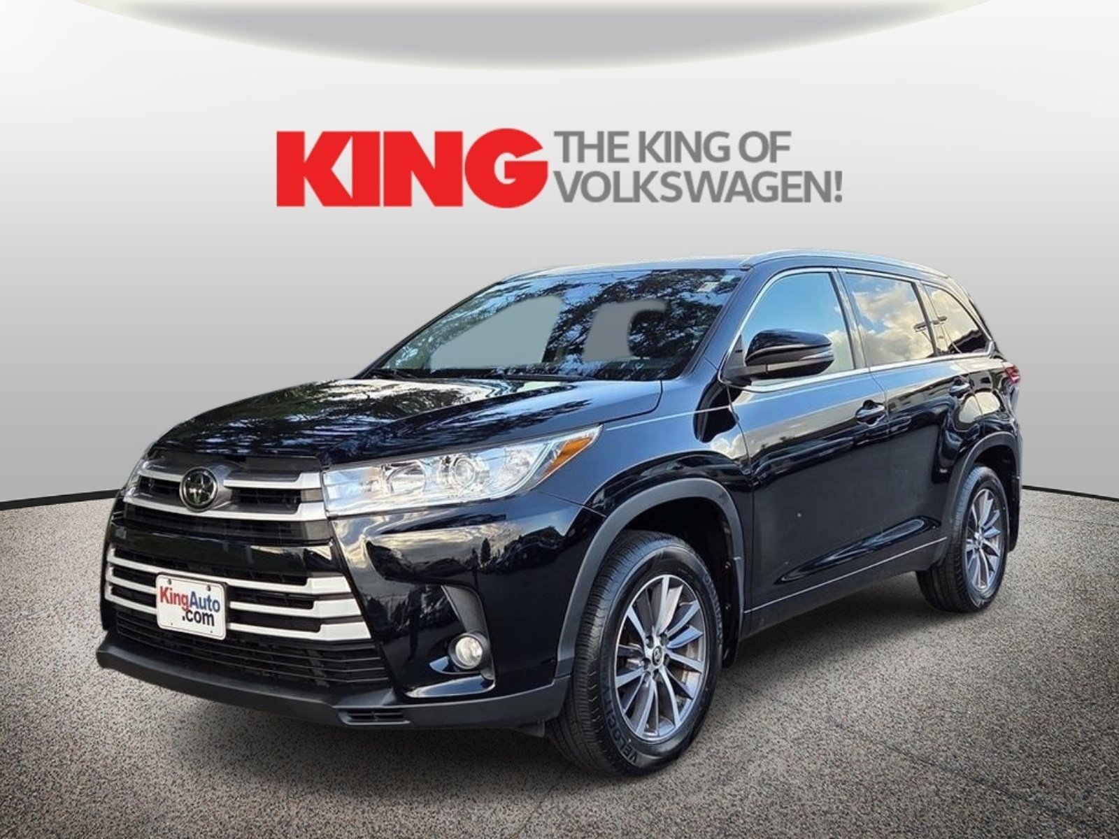 Used 2018 Toyota Highlander XLE AWD/4WD image 8