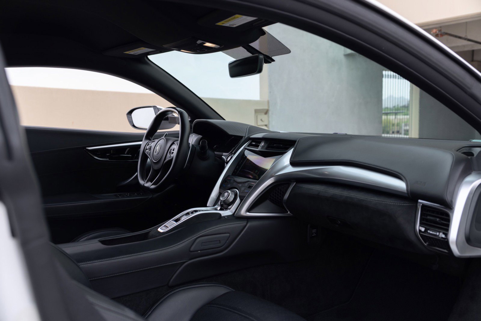 Used 2017 Acura NSX image 45