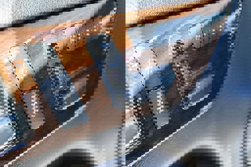 Used 2014 Mercedes-Benz GL 450 4MATIC image 24