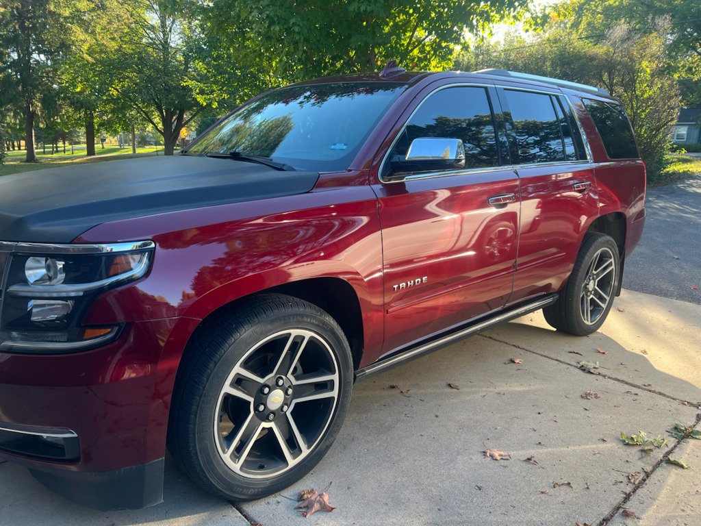 Used 2017 Chevrolet Tahoe Premier AWD/4WD image 2