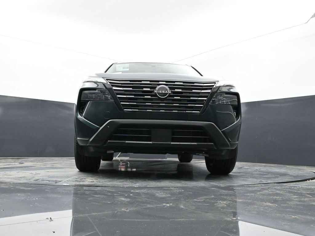 New 2026 Nissan Rogue SV AWD/4WD image 15