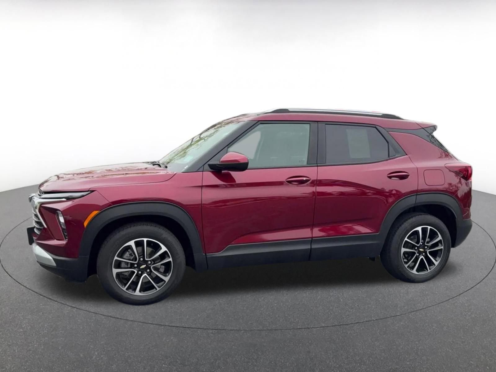 Used 2025 Chevrolet TrailBlazer LT image 8