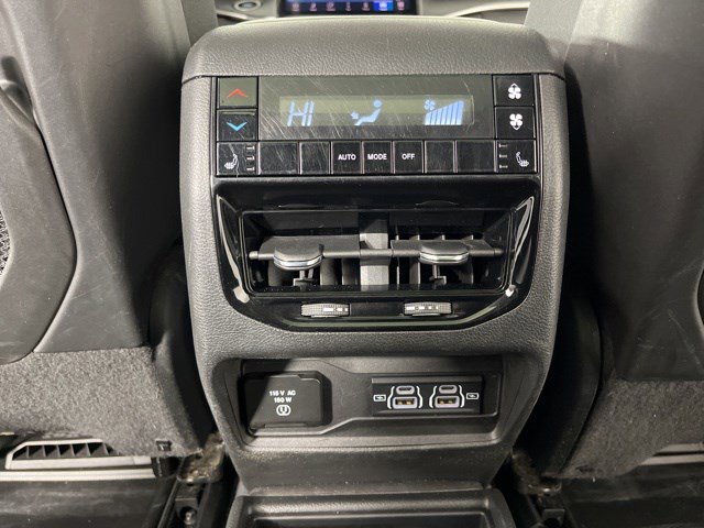 Used 2023 Jeep Grand Cherokee L Limited AWD/4WD image 42