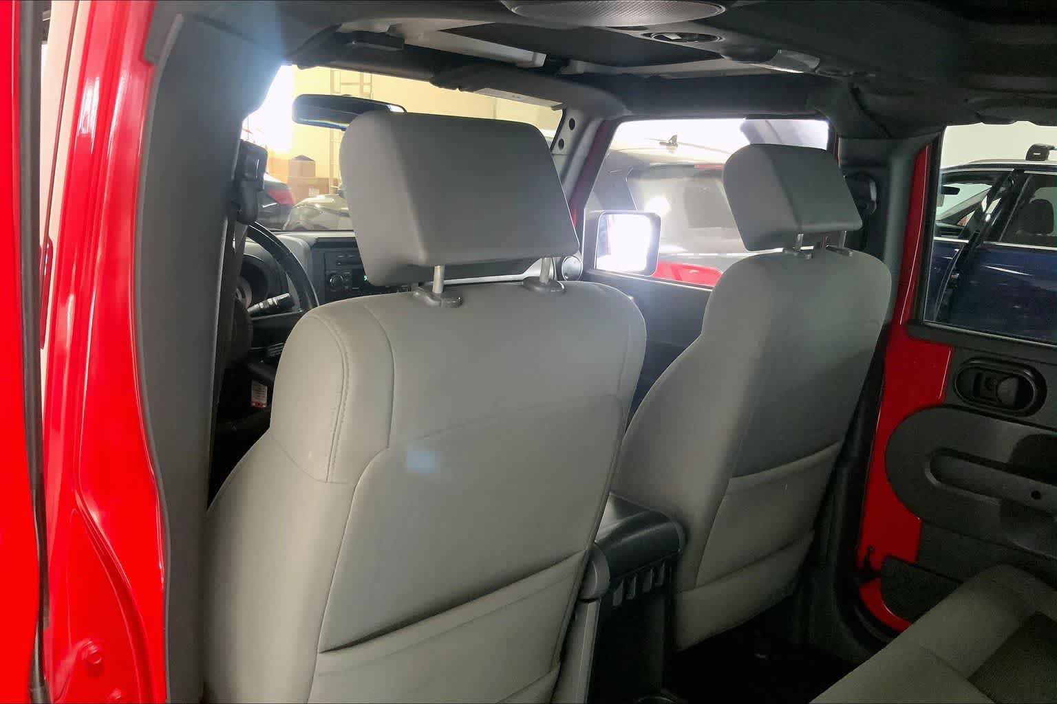 Used 2010 Jeep Wrangler Unlimited Sport AWD/4WD image 9