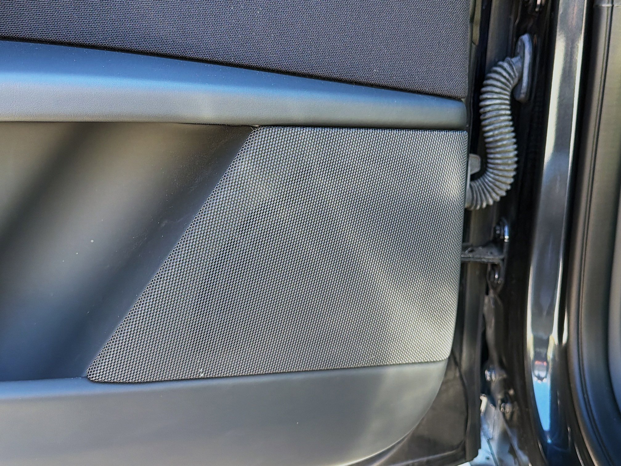 Used 2024 Tesla Model X image 24