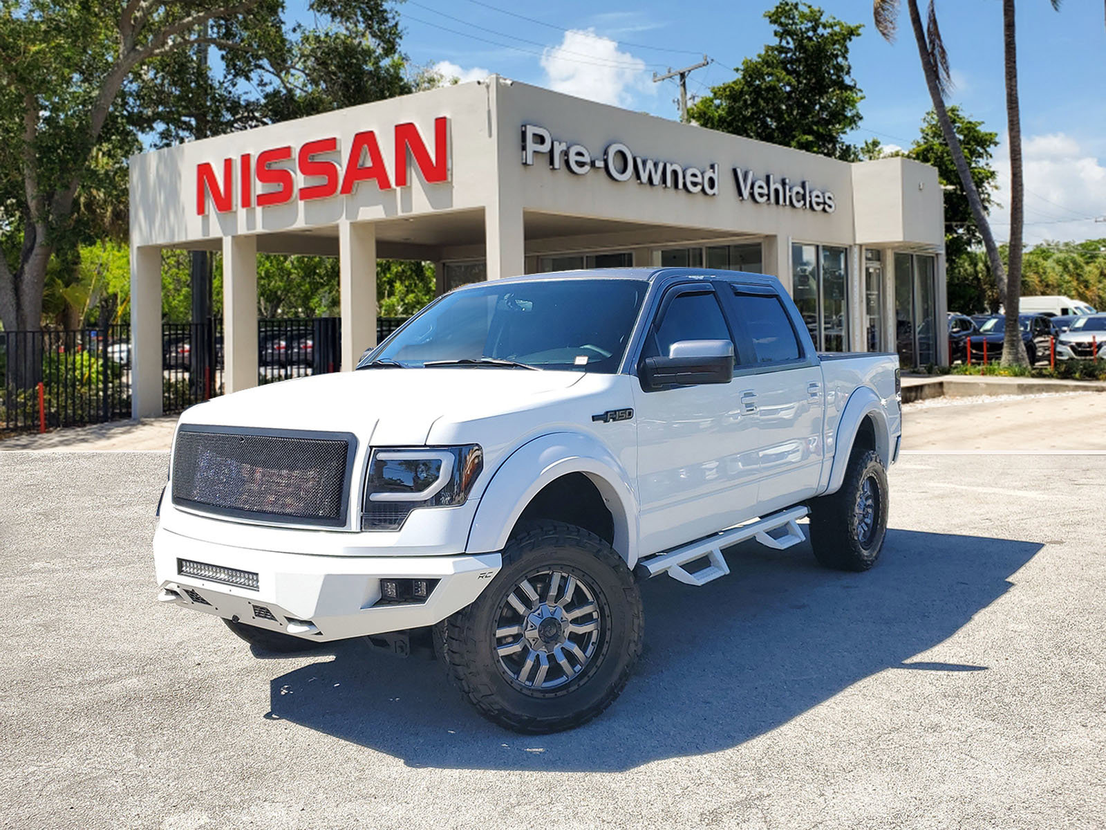 Used 2014 Ford F150 FX4 w/ Equipment Group 402A Luxury
