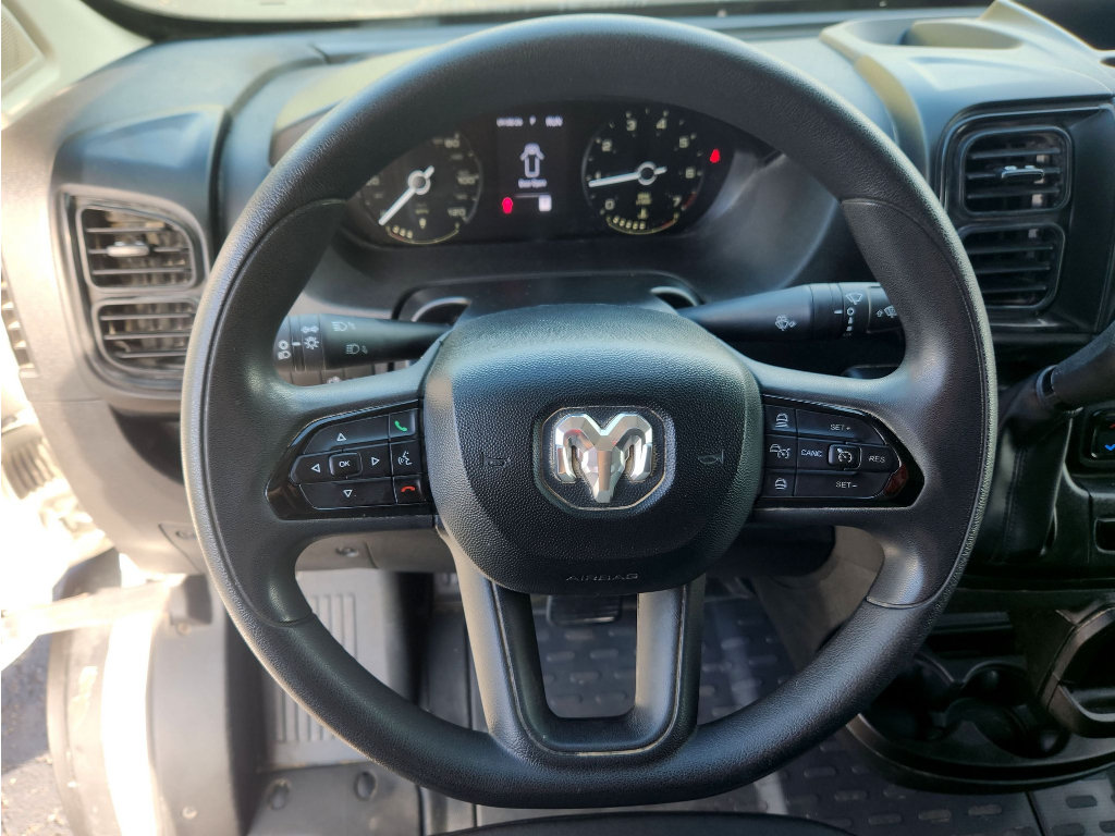 Used 2025 RAM ProMaster 2500 w/ Convenience Group FWD image 31