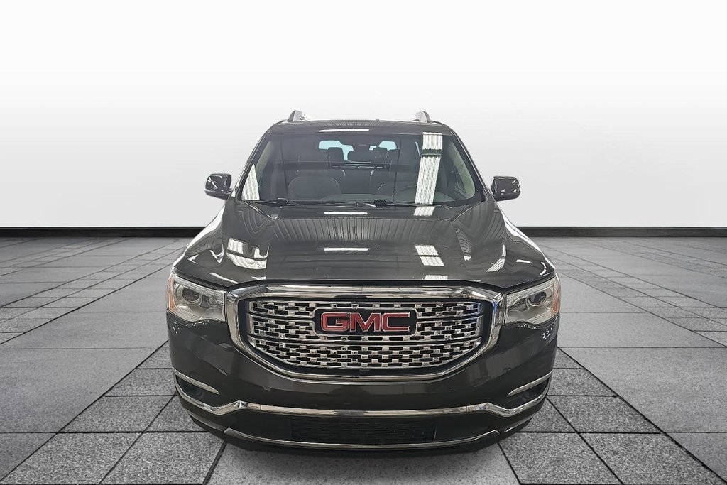 Used 2018 GMC Acadia Denali w/ Technology Package image 2