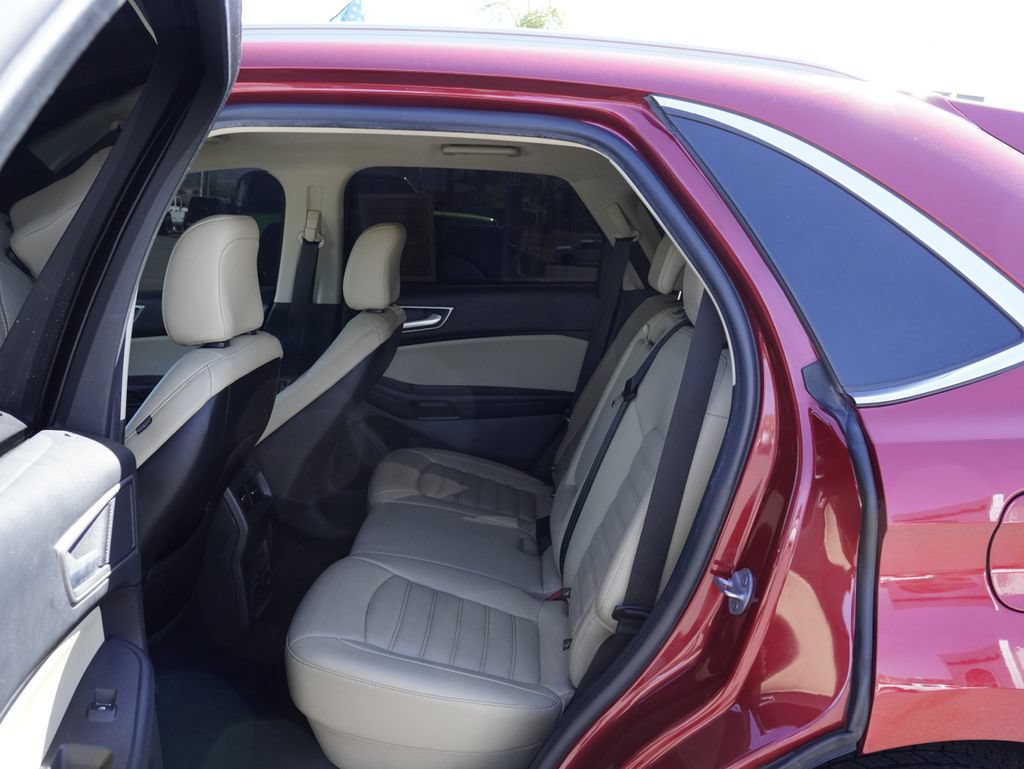 Used 2020 Ford Edge SEL w/ Convenience Package FWD image 33
