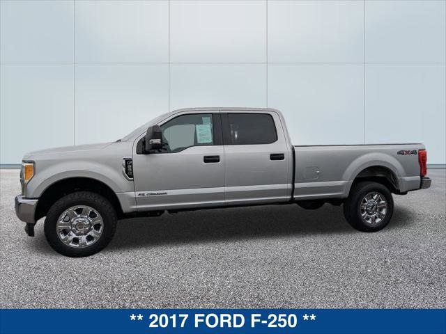 Used 2017 Ford F250 XLT image 2