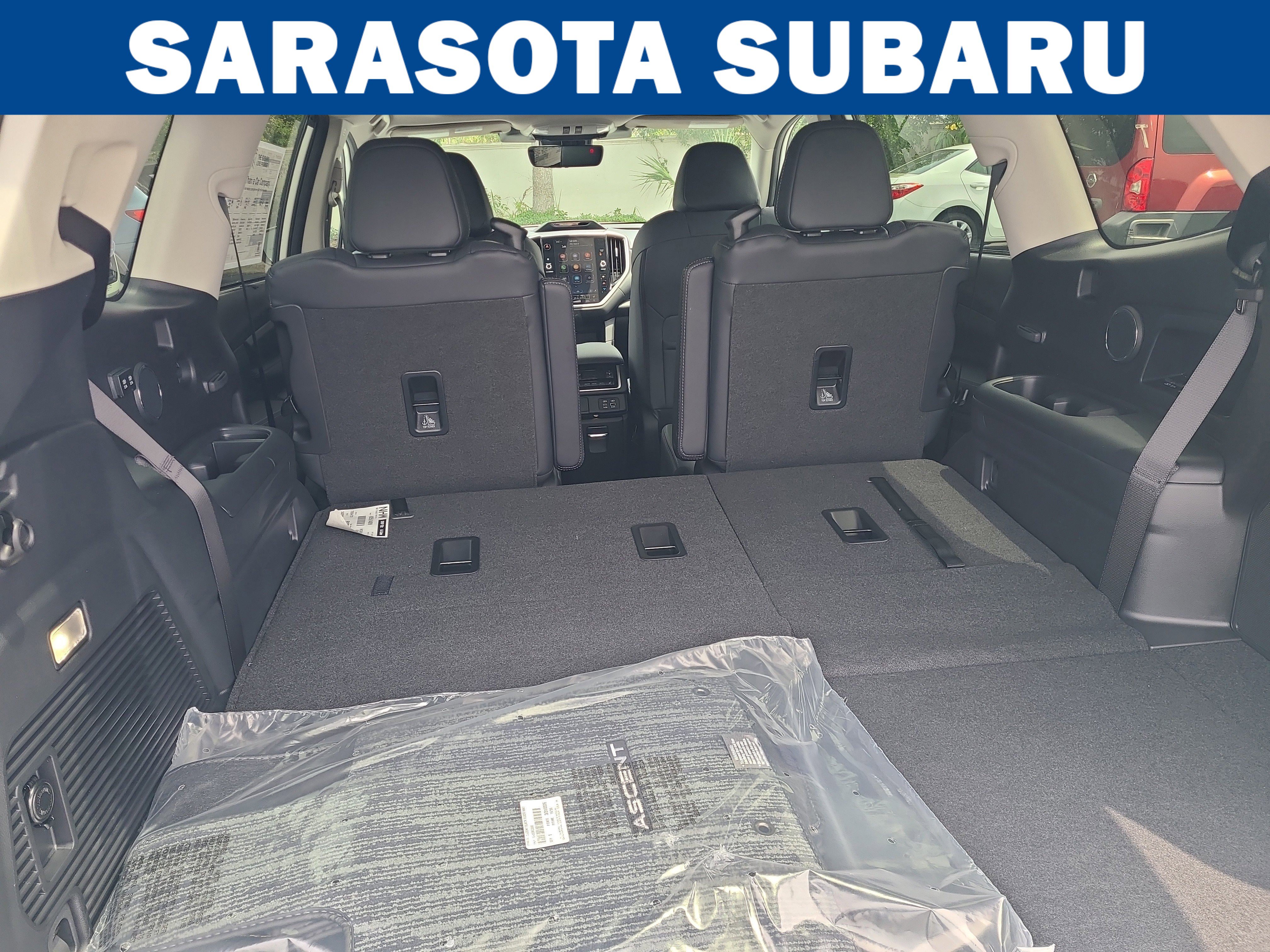 New 2026 Subaru Ascent Limited AWD/4WD image 10