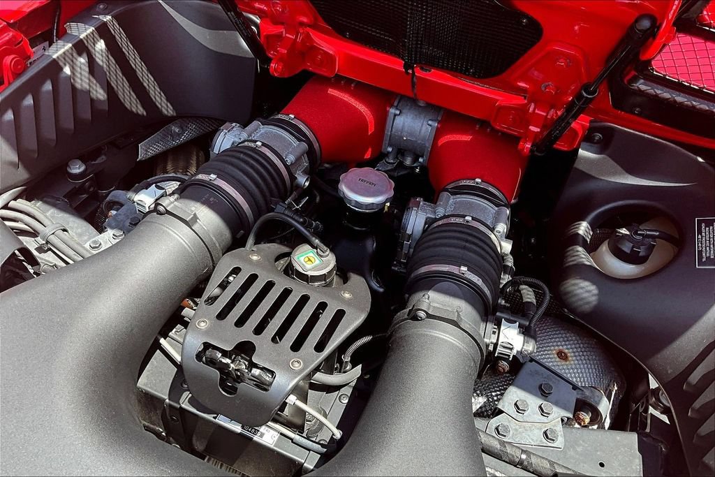 Used 2012 Ferrari 458 Spider RWD image 25