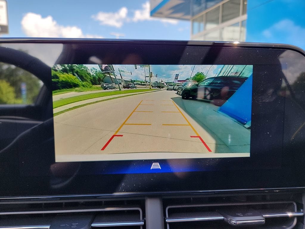New 2026 Chevrolet Trax ACTIV w/ Driver Confidence Package FWD image 21