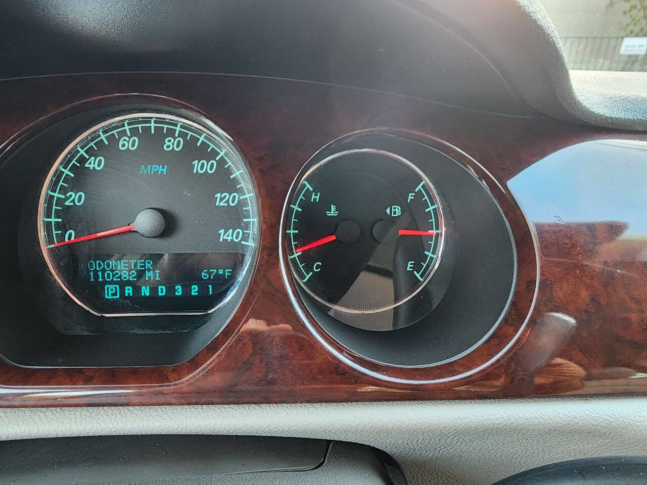 Used 2007 Buick Lucerne CXL w/ Luxury Package FWD image 34
