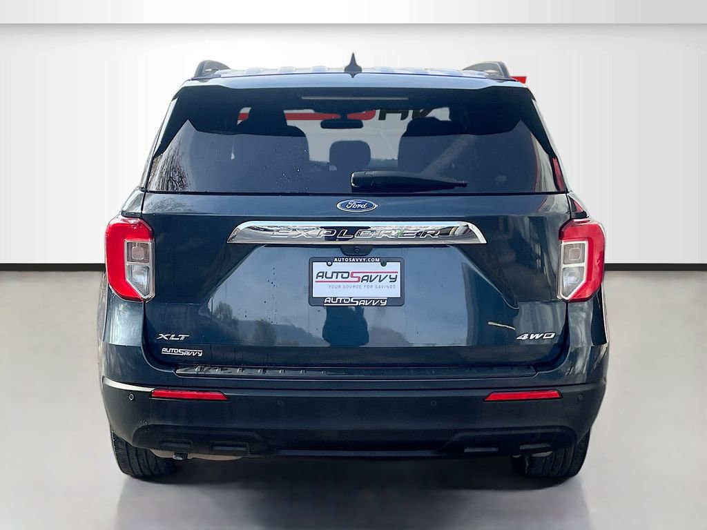Used 2023 Ford Explorer XLT image 6