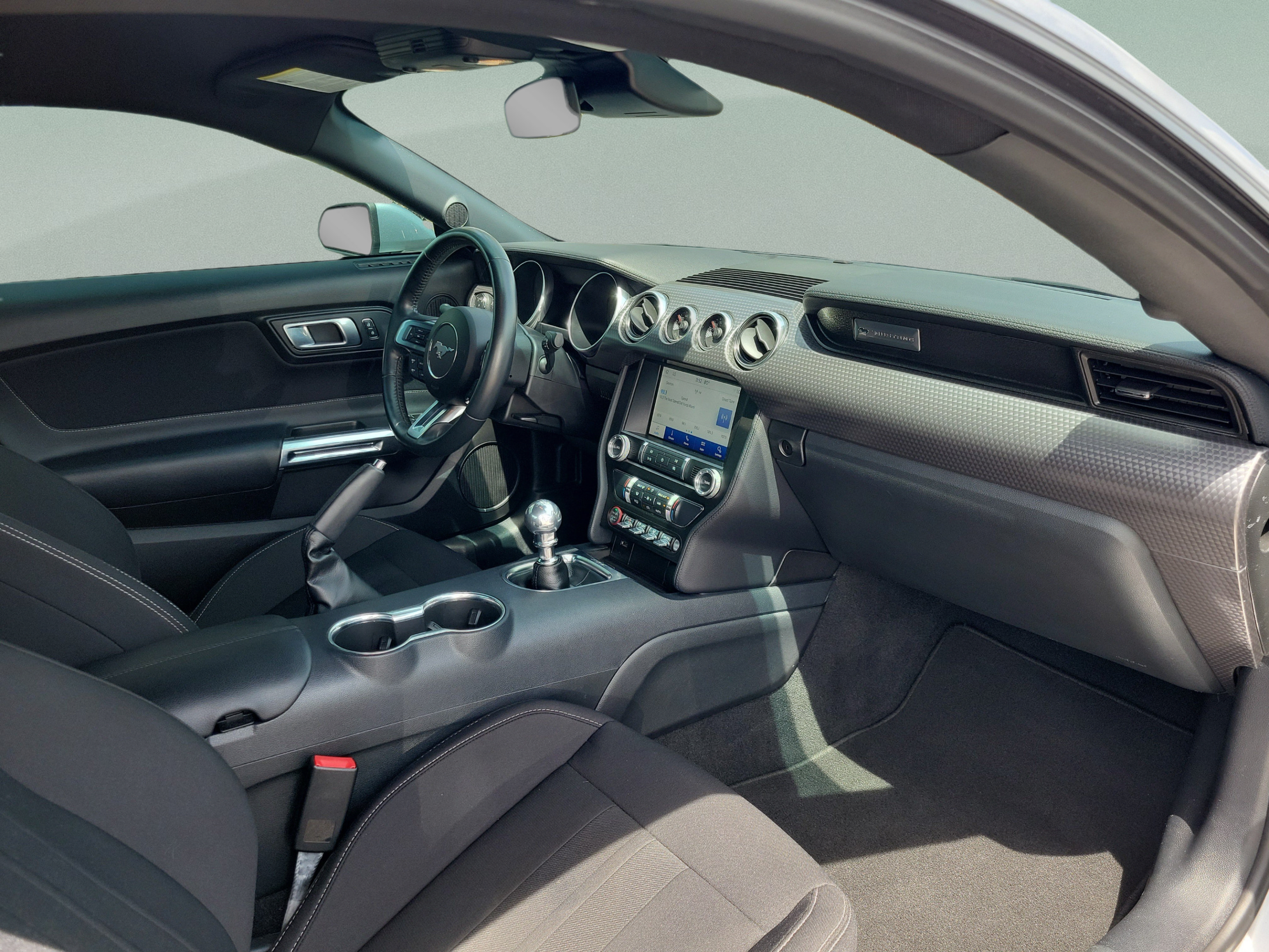 Used 2021 Ford Mustang GT w/ GT Performance Package RWD image 9