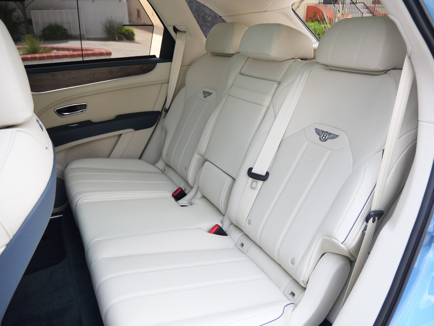 New 2026 Bentley Bentayga AWD/4WD image 21