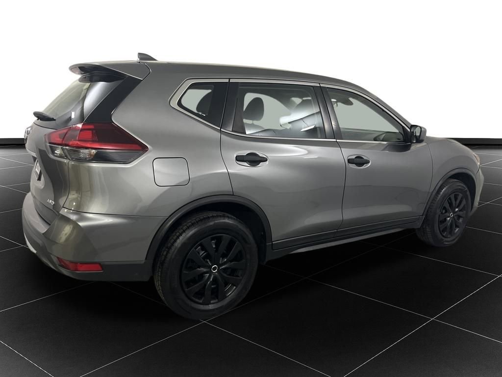 Used 2019 Nissan Rogue S image 5