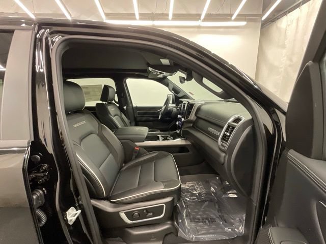 New 2026 RAM 1500 Laramie w/ Night Edition AWD/4WD image 23