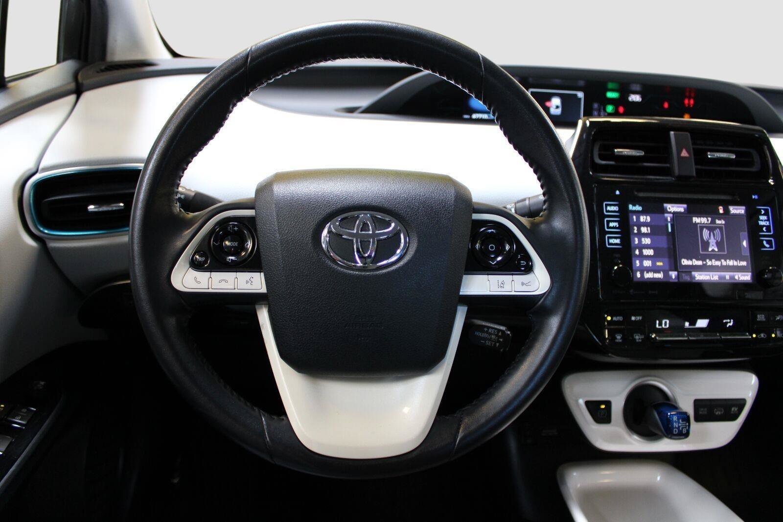 Used 2019 Toyota Prius Prime Plus FWD image 28