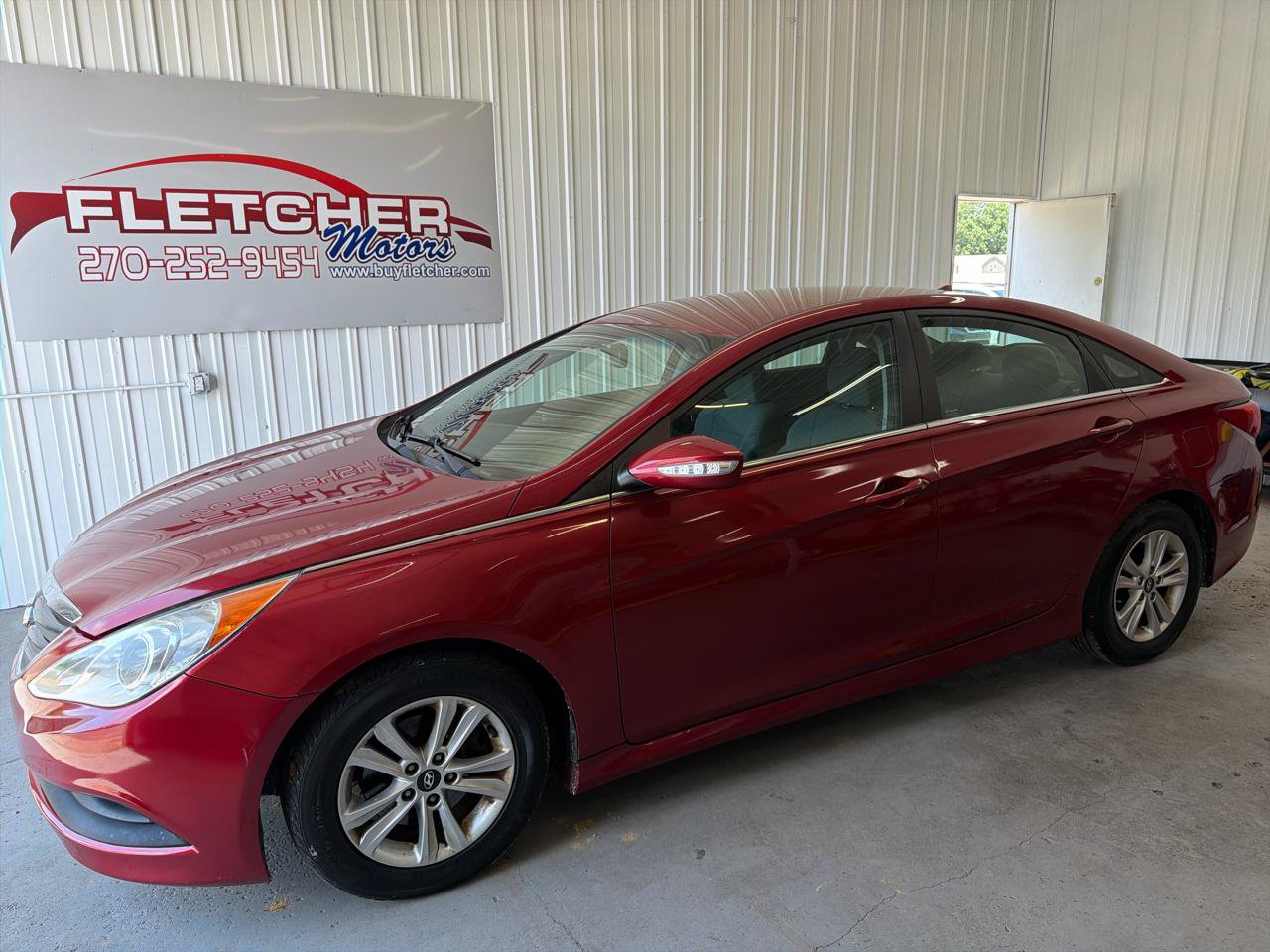 Used 2014 Hyundai Sonata GLS w/ Popular Equipment Group 2 FWD image 2