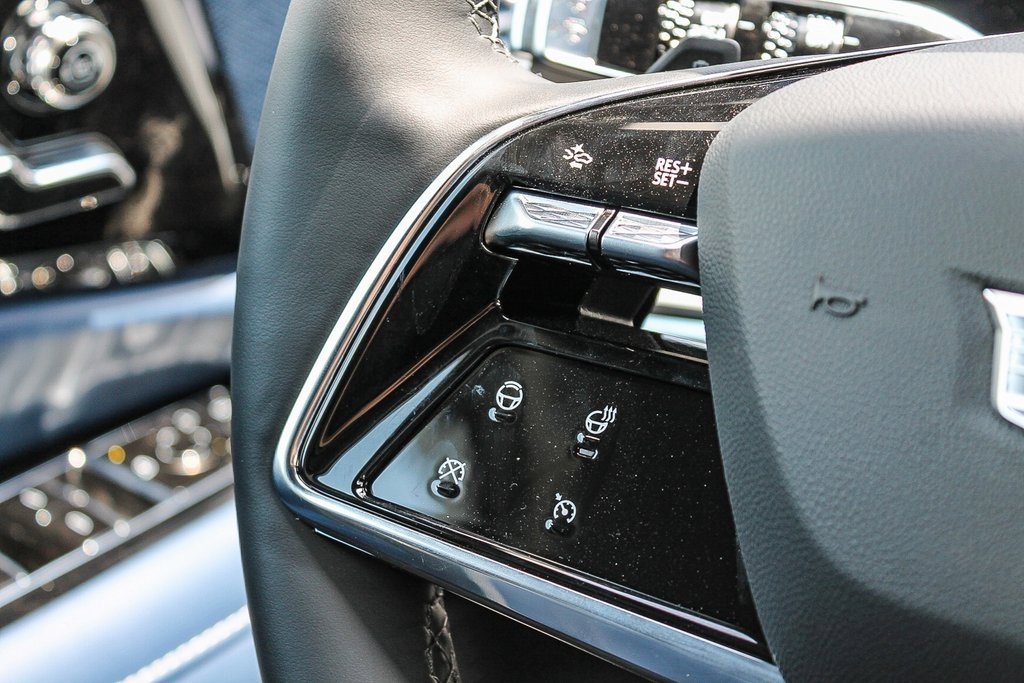 New 2025 Cadillac Optiq Sport 2 image 16