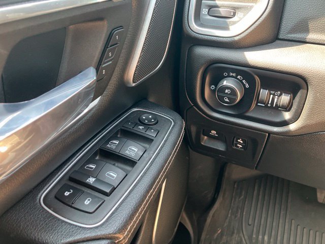 Used 2023 RAM 1500 Laramie AWD/4WD image 16
