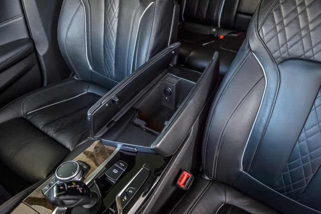Used 2018 BMW 540i w/ M Sport Package RWD image 33