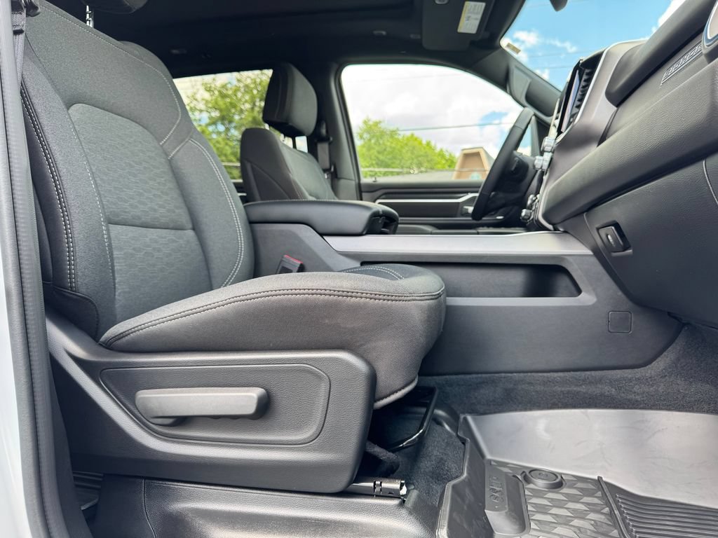 New 2026 RAM 1500 Big Horn AWD/4WD image 11