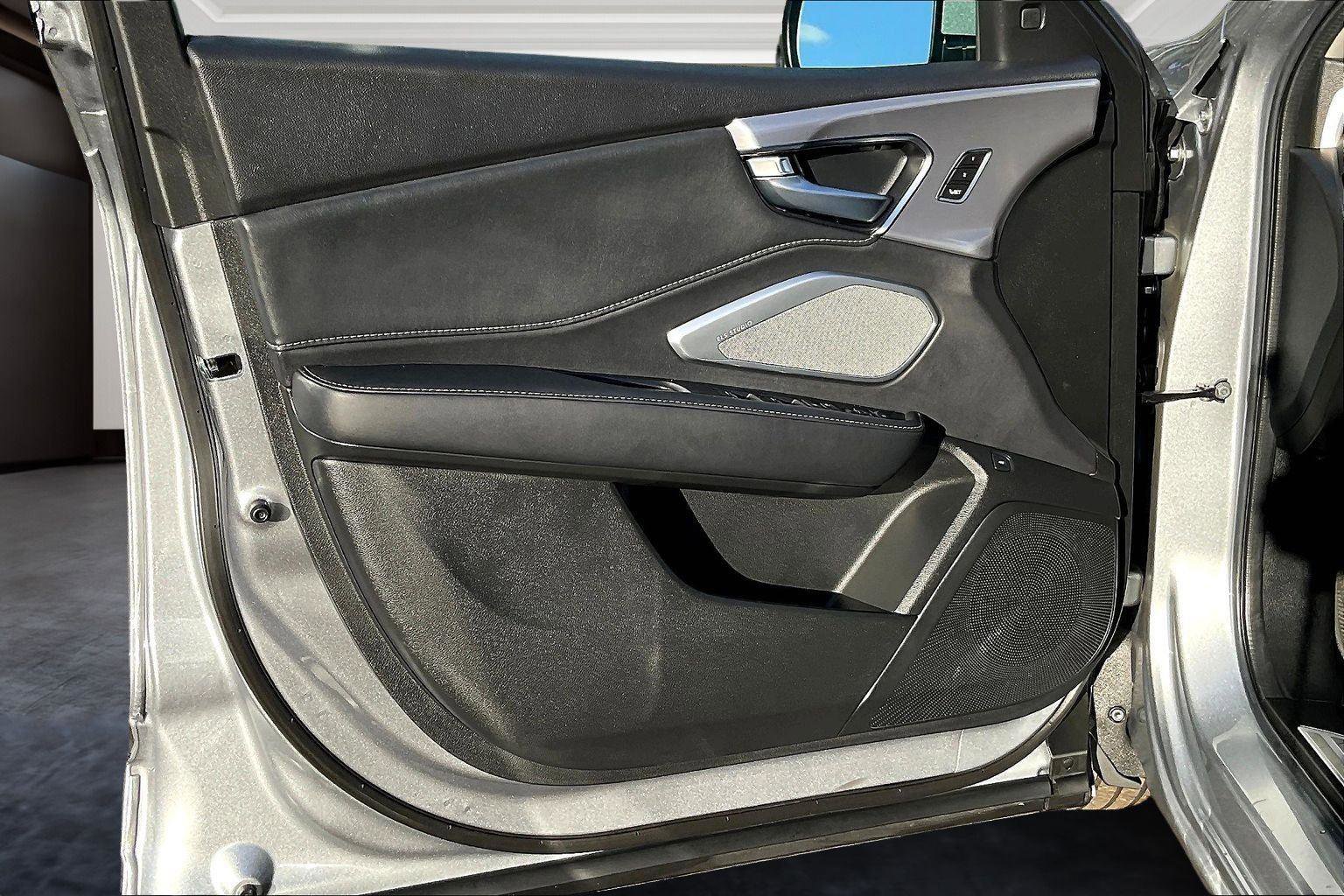 Certified 2024 Acura RDX w/ Technology Package image 18