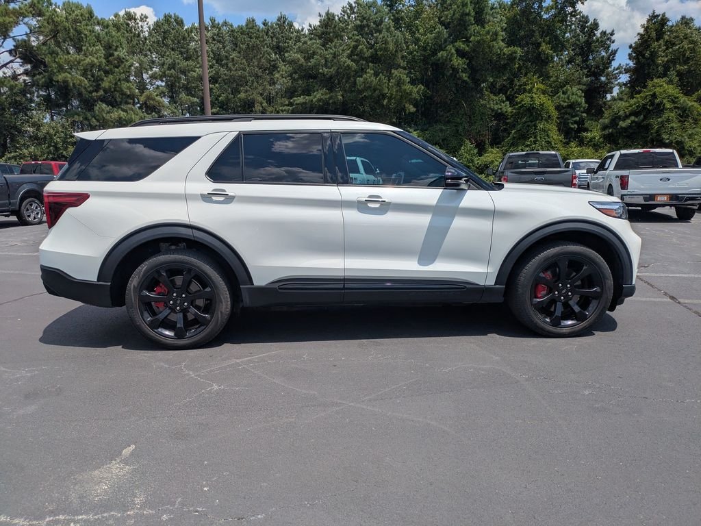 Used 2024 Ford Explorer ST w/ Equipment Group 401A AWD/4WD image 3